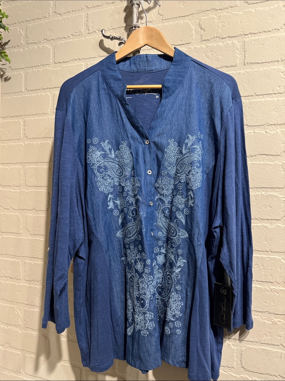 Diane Gilman DG2 roll tab Button Front Shirt Paisley Print new boho